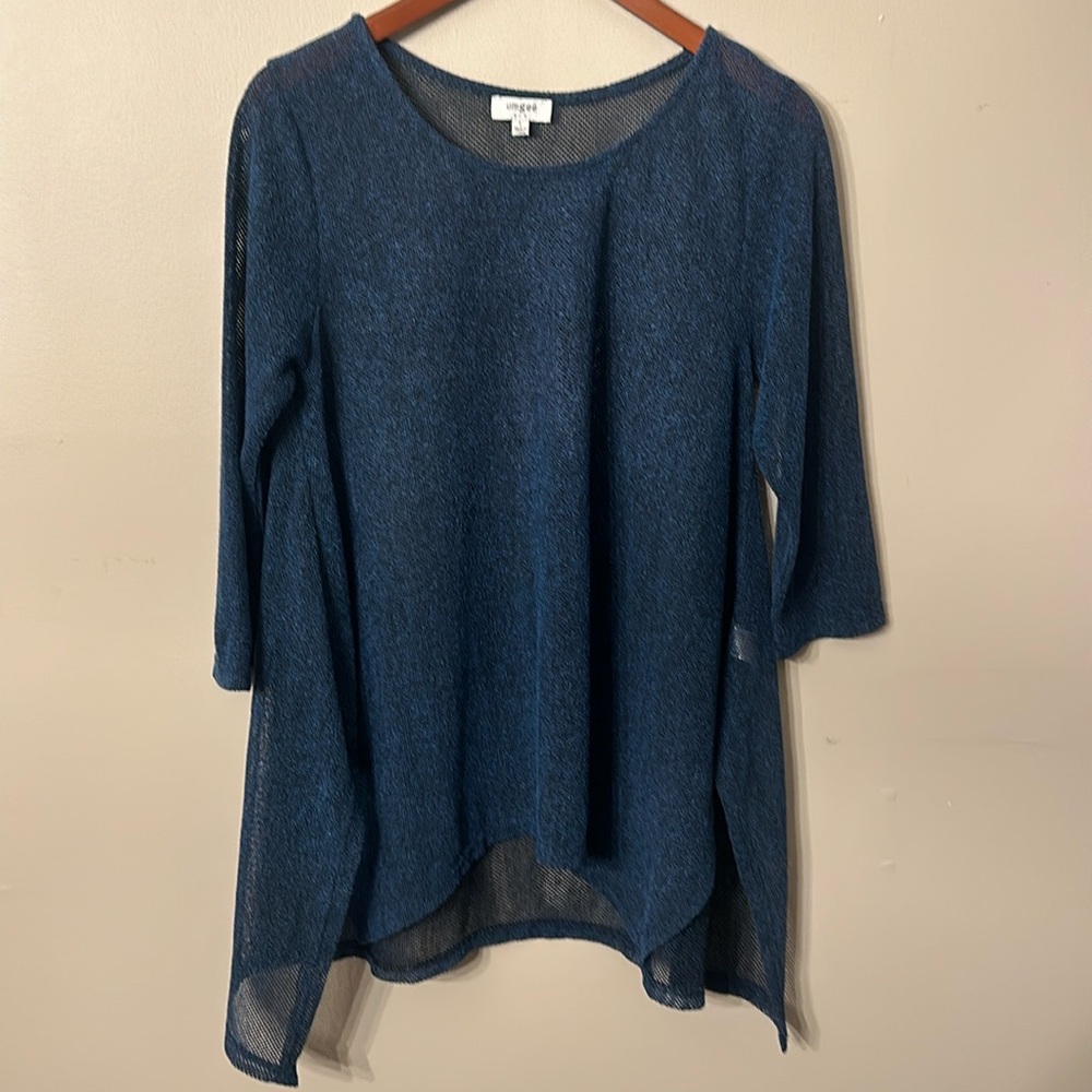 Umgee Knit-Mesh Blue Tunic Top Shark Bite Hem Large EUC!!